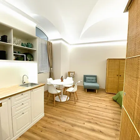 Sicilian Duomo - Zagara Daire *