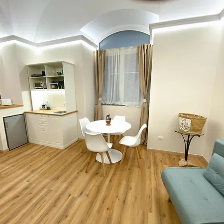 Sicilian Duomo - Zagara Daire Katanya